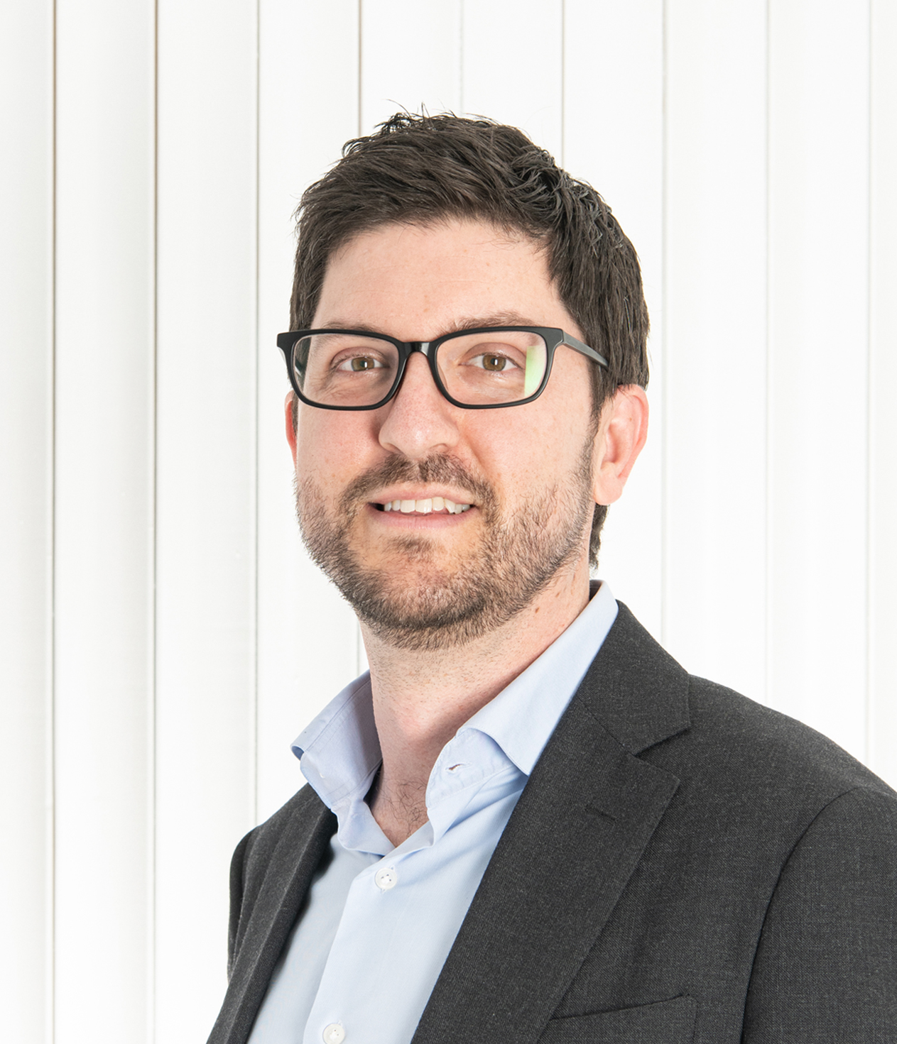 Oscar is an Operating Partner at Genesis, working closely with portfolio companies to drive operational performance and growth. He is an experienced strategic and operational leader, having held executive roles across multiple private equity-owned businesses. Earlier in his career he worked as a management consultant at Bain & Company and, before that, as an organisational psychologist at Macquarie Group. Oscar holds an MBA with distinction from Northwestern University's Kellogg School of Management, a Master of Organisational Psychology from Macquarie University, and a Bachelor of Arts (Honours) from the University of Sydney.